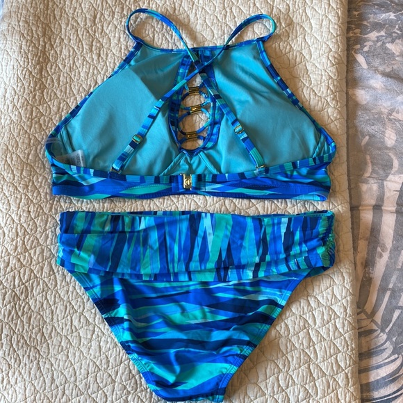 NWOT Two Piece Swimsuit 14/8 - Picture 2 of 4